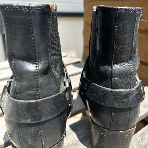 Frye Dara Boot in Black Leather - Picture 3 of 6